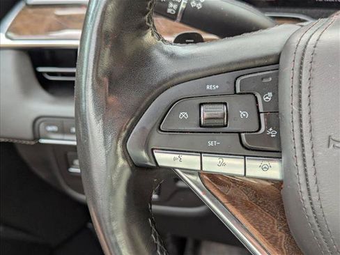 Used 2021 Cadillac Escalade ESV Sport Platinum AWD/4WD image 11