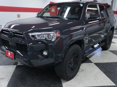 Used 2024 Toyota 4Runner SR5 Premium w/ Moonroof Package AWD/4WD image 5