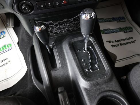 Used 2016 Jeep Wrangler Sport AWD/4WD image 24