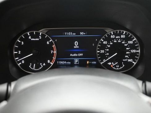 Used 2023 Nissan Altima 2.5 SR FWD image 13