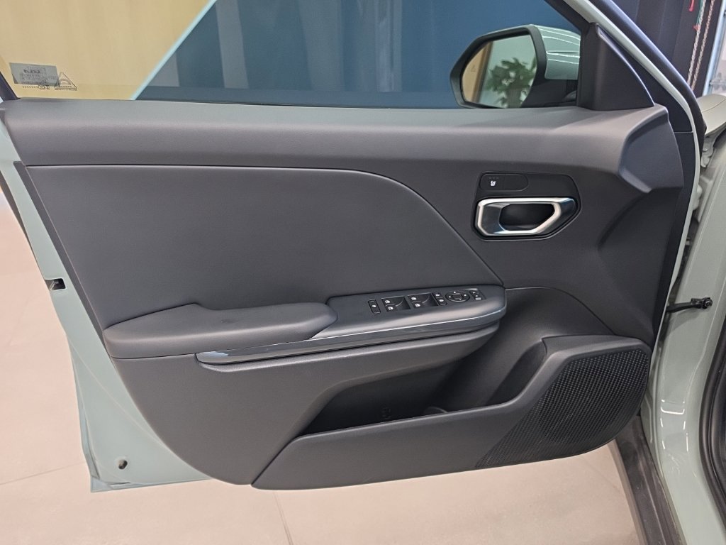 Certified 2026 Kia K4 EX FWD image 36