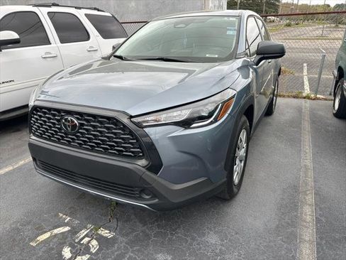 Certified 2023 Toyota Corolla Cross L FWD image 1