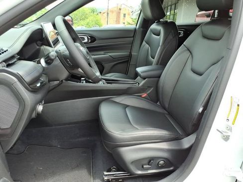 New 2026 Jeep Compass Limited AWD/4WD image 4