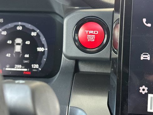 New 2026 Toyota Tacoma TRD Off-Road w/ TRD Off Road Premium Package AWD/4WD image 24