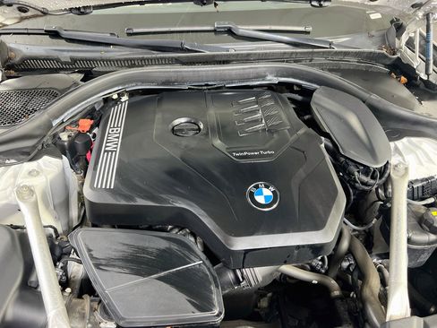 Used 2020 BMW 530i xDrive w/ Premium Package AWD/4WD image 30