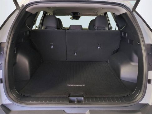 Used 2025 Hyundai Tucson SEL AWD/4WD image 14