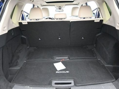 Used 2023 Nissan Rogue SL AWD/4WD image 30