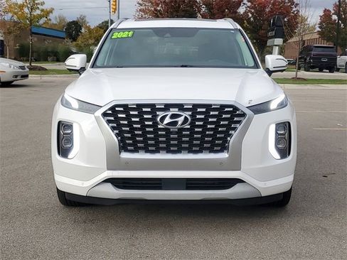 Used 2021 Hyundai Palisade Limited w/ Winter Package image 2