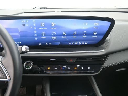 Used 2024 Buick Envision Preferred AWD/4WD image 12