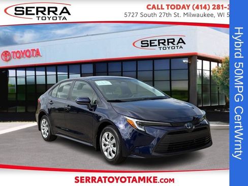 Used 2025 Toyota Corolla LE FWD image 1