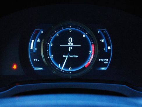 Used 2014 Lexus IS 350 w/ F Sport Package image 26