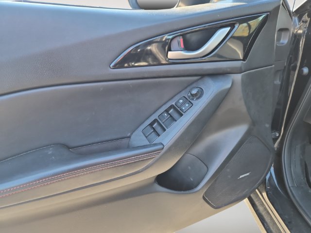 Used 2015 MAZDA MAZDA3 i Grand Touring FWD image 10