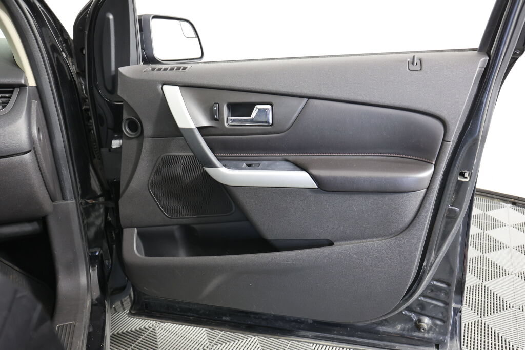Used 2013 Ford Edge SEL AWD/4WD image 26