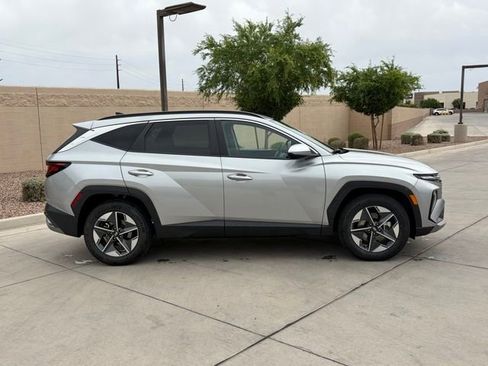 Used 2025 Hyundai Tucson SEL image 3