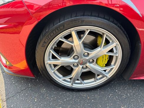 Certified 2022 Chevrolet Corvette Stingray Preferred Conv w/ Z51 Performance Package RWD image 2