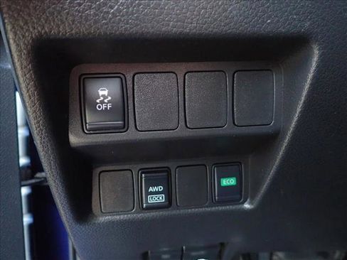 Used 2018 Nissan Rogue Sport S w/ S Appearance Package image 13