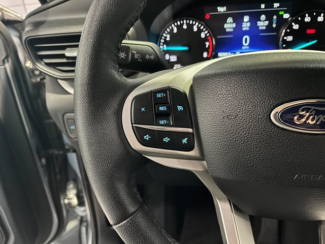 Used 2024 Ford Explorer XLT RWD image 18