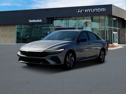 New 2025 Hyundai Elantra SEL w/ Cargo Package