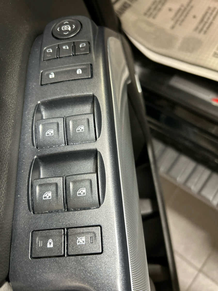 Used 2018 Chevrolet Silverado 2500 LTZ w/ Duramax Plus Package AWD/4WD image 22