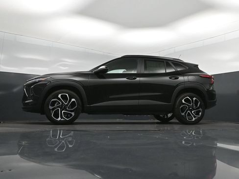 New 2026 Chevrolet Trax RS w/ Sunroof Package FWD image 35