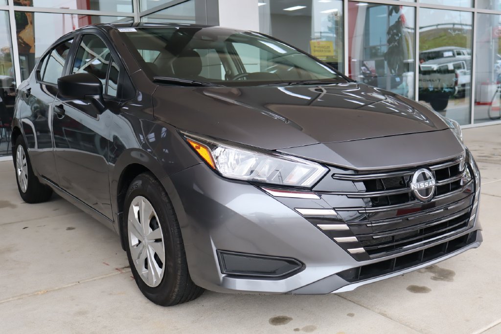 Used 2024 Nissan Versa S w/ Trunk Package FWD image 1