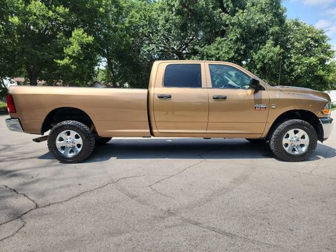 Used 2011 RAM 2500 ST w/ ST Popular Equipment Group AWD/4WD image 9