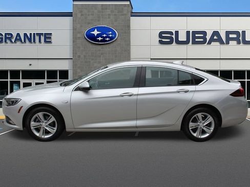 Used 2018 Buick Regal Preferred FWD image 6