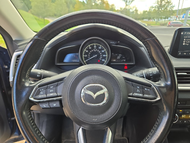 Used 2018 MAZDA MAZDA3 Touring FWD image 4