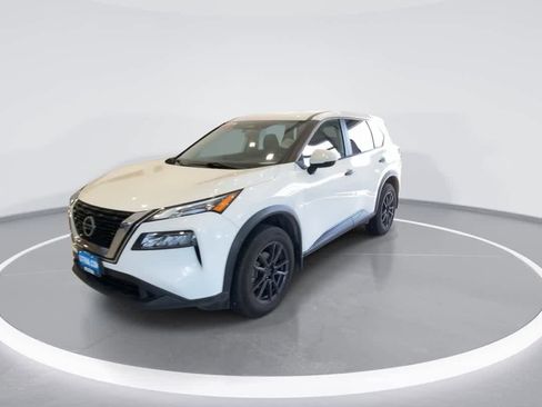 Used 2021 Nissan Rogue S AWD/4WD image 4