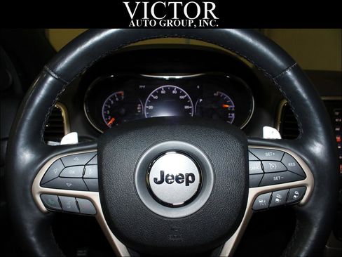 Used 2015 Jeep Grand Cherokee Limited w/ Luxury Group II AWD/4WD image 20