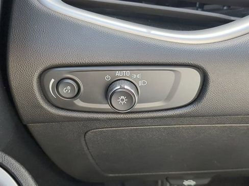 Used 2024 Chevrolet Malibu LT image 28