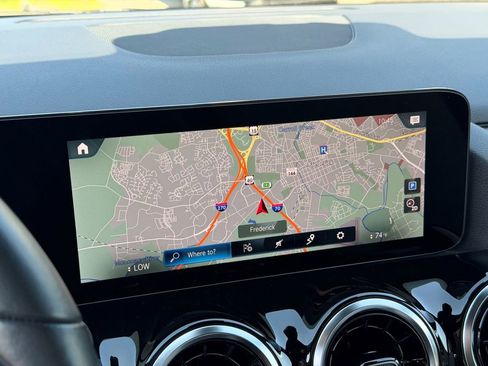 Used 2023 Mercedes-Benz GLA 250 4MATIC image 27