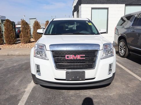 Used 2013 GMC Terrain SLE image 3