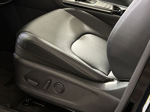 New 2026 Kia Sportage EX image 12