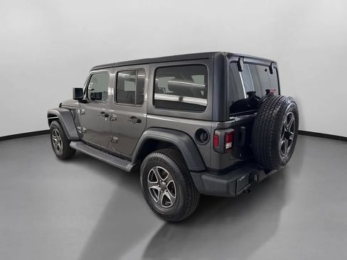 Used 2018 Jeep Wrangler Unlimited Sport S AWD/4WD image 7