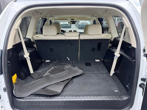 Used 2020 Lexus GX 460 Premium w/ Premium Package AWD/4WD image 21