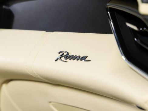 Used 2021 Ferrari Roma image 33