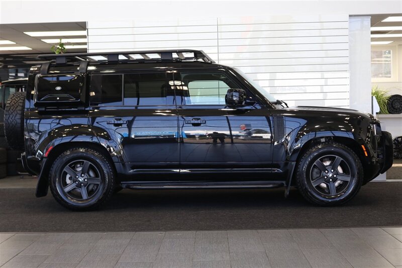 Used 2023 Land Rover Defender 110 S AWD/4WD image 5