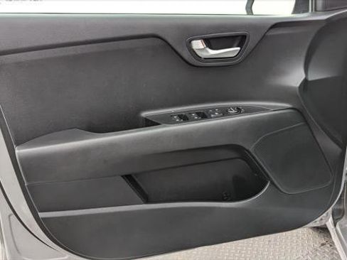 Used 2022 Kia Rio S image 13