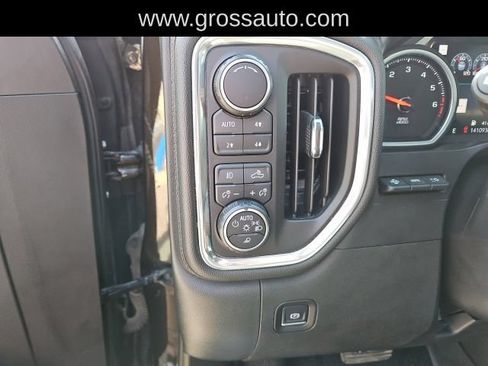 Used 2019 Chevrolet Silverado 1500 High Country w/ Technology Package AWD/4WD image 18