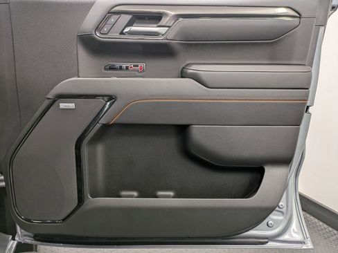 Used 2025 GMC Sierra 1500 AT4 w/ AT4 Preferred Package image 28