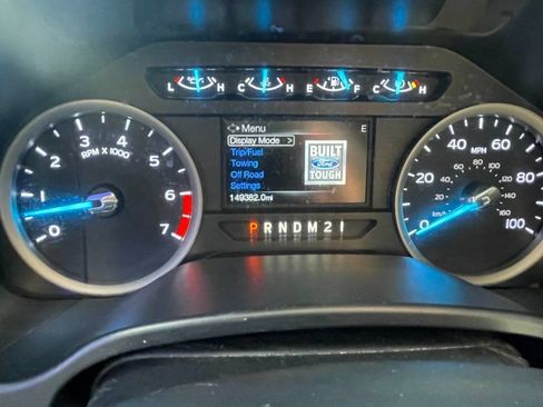 Used 2017 Ford F250 XLT AWD/4WD image 10