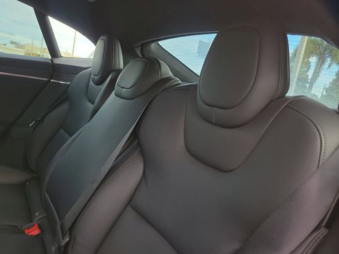 Used 2021 Tesla Model S Long Range image 12