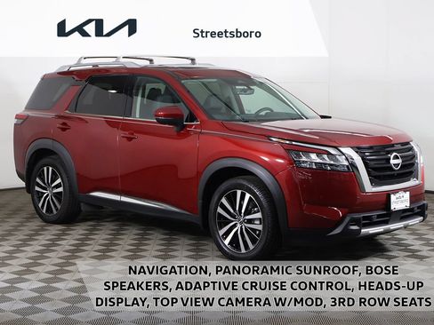 Used 2024 Nissan Pathfinder Platinum w/ Cargo Package AWD/4WD image 1