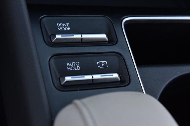 Used 2025 Hyundai Sonata SEL FWD image 17