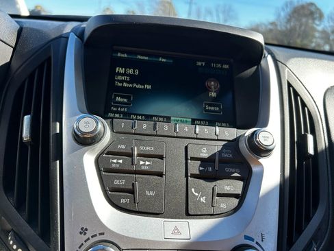 Used 2016 Chevrolet Equinox LT w/ Convenience Package image 19