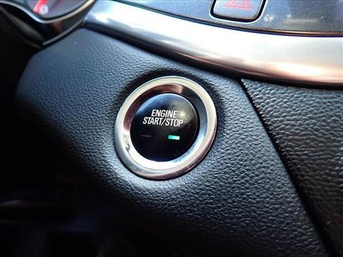 Used 2020 Chevrolet Impala LT FWD image 16
