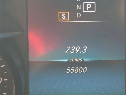 Used 2020 Mercedes-Benz C 300 4MATIC Sedan image 5