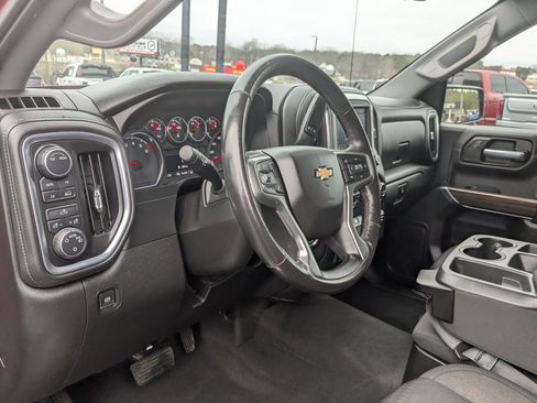 Used 2021 Chevrolet Silverado 1500 LT image 13