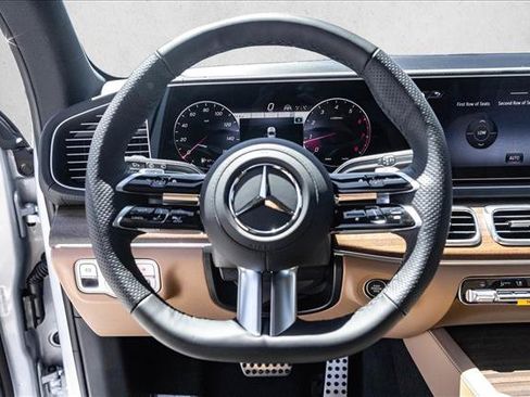 New 2026 Mercedes-Benz GLS 450 4MATIC image 13